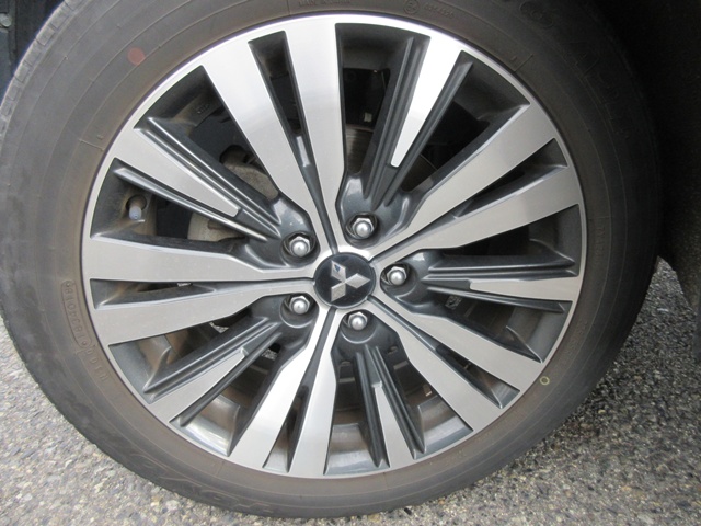 Mitsubishi Mitsubishi Outlander