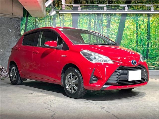 Toyota Toyota Vitz Hybrid Jewela DAA-NHP130