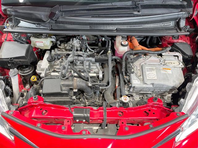 Toyota Toyota Vitz Hybrid Jewela DAA-NHP130