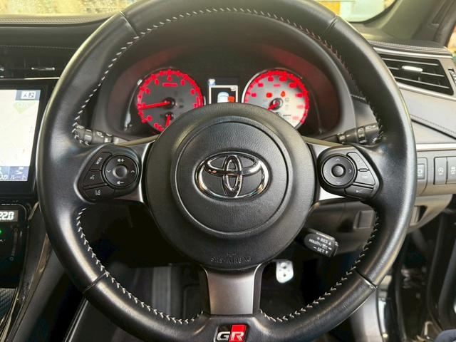 Toyota Toyota Harrier Elegance GR-Sport DBA-ZSU60W