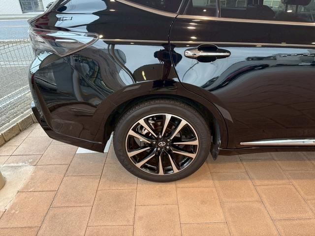 Toyota Toyota Harrier Elegance GR-Sport DBA-ZSU60W