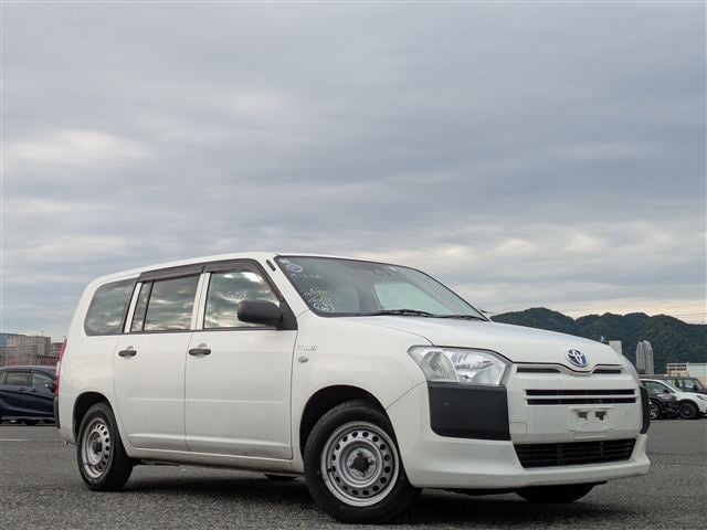 Toyota Toyota Succeed Hybrid