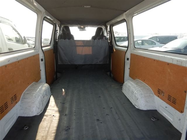 Toyota Toyota Hiace V CBF-TRH200V