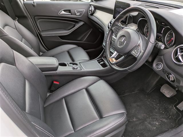 Mercedes Mercedes GLA220 DBA-156947